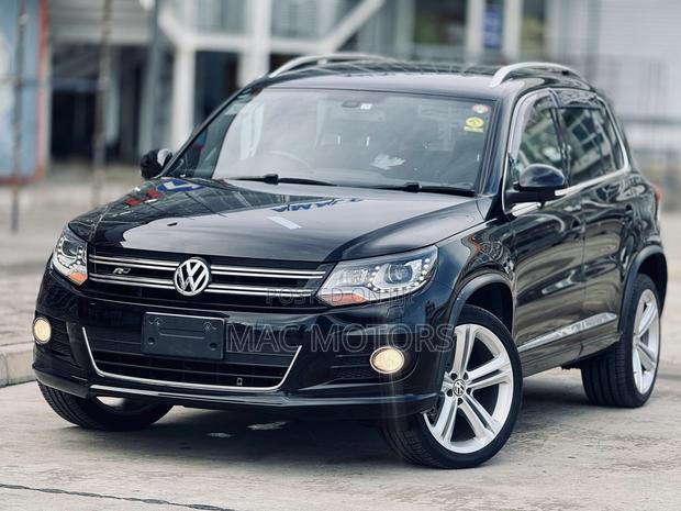 Volkswagen Tiguan 2012 Black
