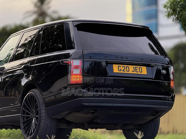 Land Rover Range Rover Vogue 2015 Black