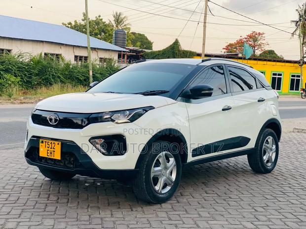 Tata Nexon 2021 White