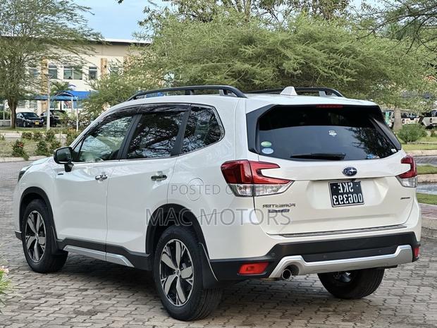 Subaru Forester 2019 White