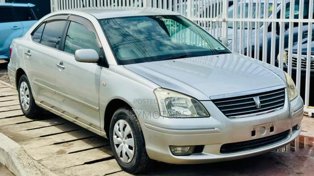 Toyota Premio 2004 Silver