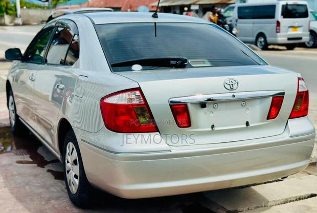Toyota Premio 2004 Silver