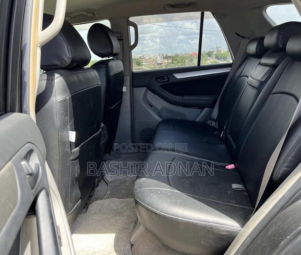 Toyota Hilux Surf 2.7 SSR 2006 Gray