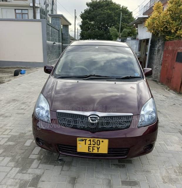 Toyota Corolla Spacio 2004 Red