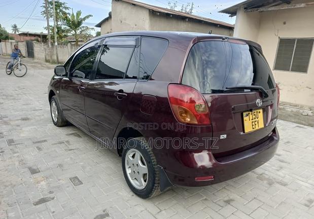 Toyota Corolla Spacio 2004 Red