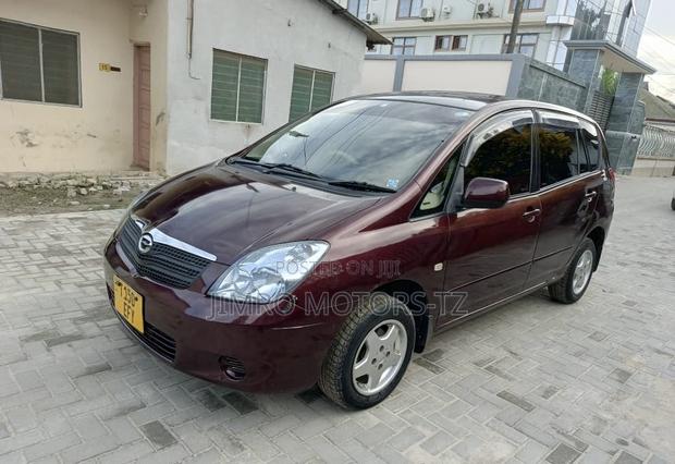 Toyota Corolla Spacio 2004 Red