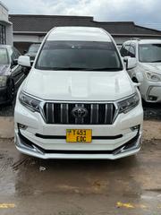 Toyota Land Cruiser Prado 2022 White for sale