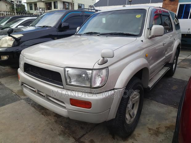 Toyota Hilux Surf 3.0DT 2003 Beige