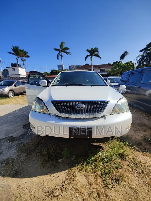 Toyota Harrier 2.4 2005 White