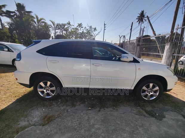 Toyota Harrier 2.4 2005 White