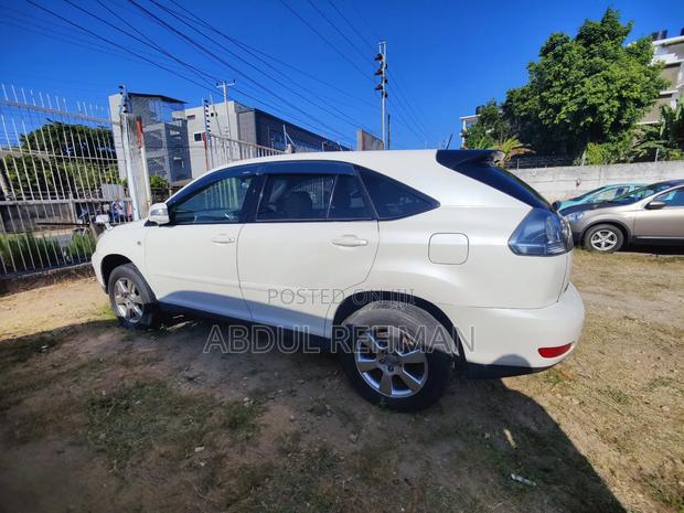 Toyota Harrier 2.4 2005 White