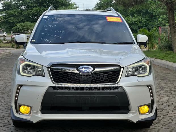 Subaru Forester 2014 Pearl