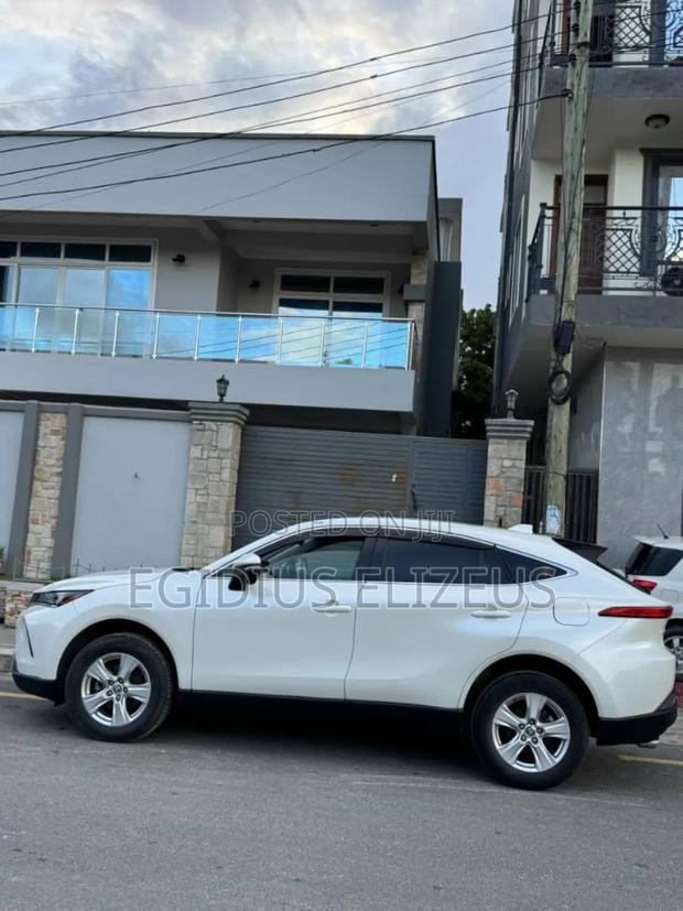 Toyota Harrier 2021 White