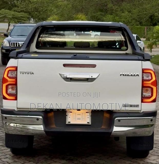 Toyota Hilux 2.4 Diesel 2020 White