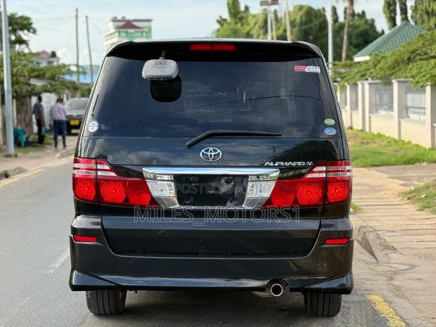 Toyota Alphard 2005 Black