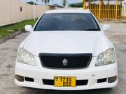 Toyota Crown Royale 2005 White for sale