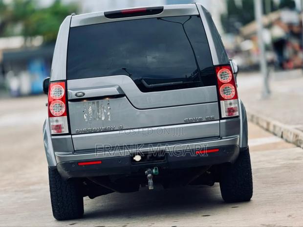 Land Rover Discovery 2013 Gray