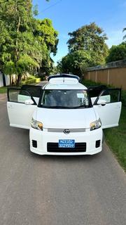 Toyota Corolla Rumion 2009 Off white for sale