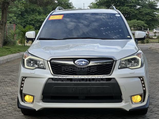 Subaru Forester 2013 Off white