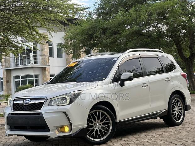Subaru Forester 2013 Off white