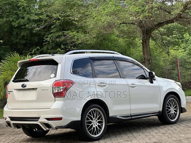 Subaru Forester 2013 Off white