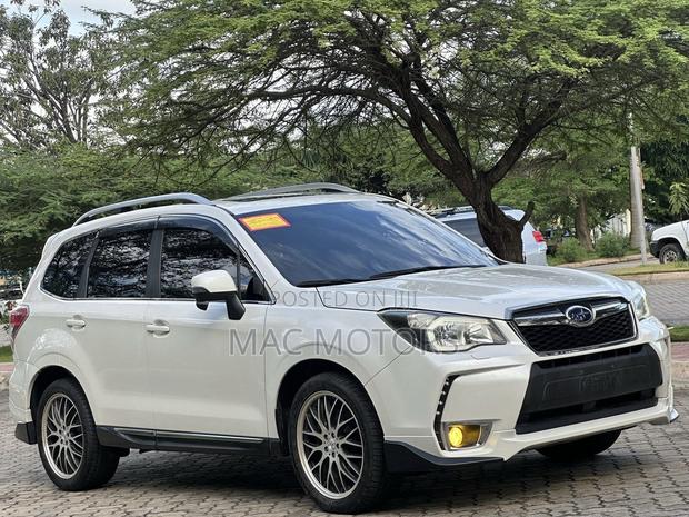 Subaru Forester 2013 Off white