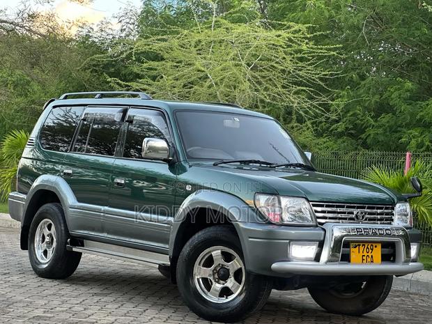 Toyota Land Cruiser Prado 1997 Green