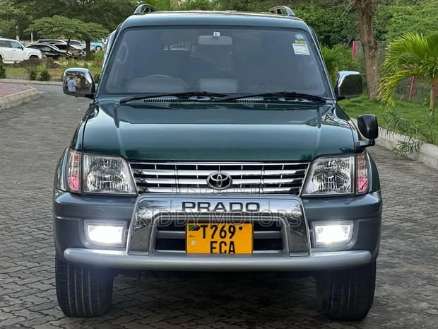 Toyota Land Cruiser Prado 1997 Green