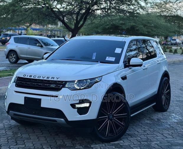 Land Rover Discovery Sport HSE 2016 White