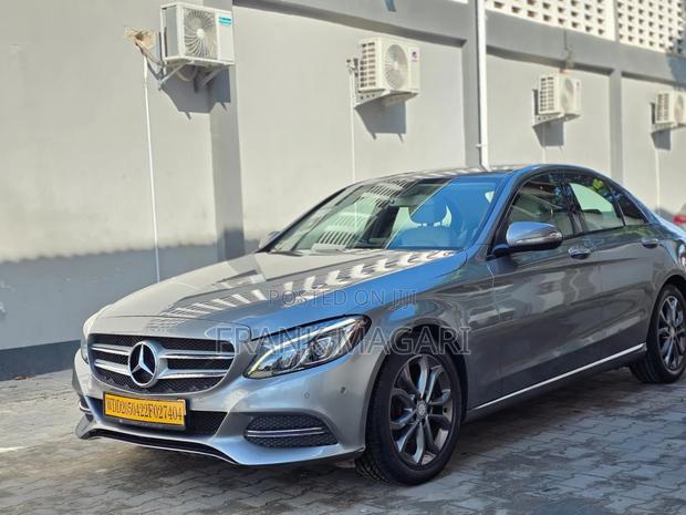 Mercedes-Benz C200 2015 Silver