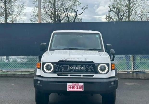 Toyota Land Cruiser 2024 White