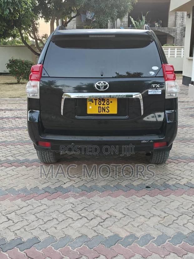 Toyota Land Cruiser Prado 2.7 i 2011 Black