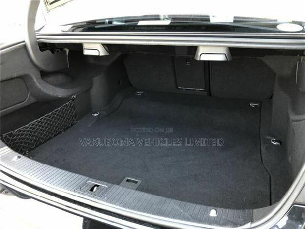 Mercedes-Benz E250 SV Premium 2014 Black