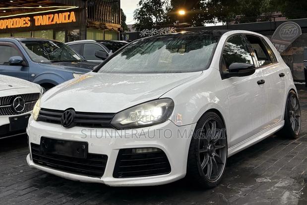 Volkswagen Golf 2012 White