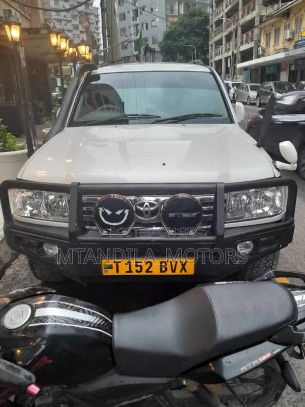 Toyota Land Cruiser 3.0 D Automatic 2003 White