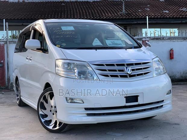 Toyota Alphard 2.4 Petrol FWD 2007 White