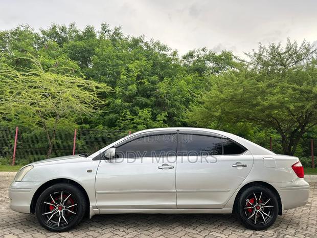 Toyota Premio 2004 Silver