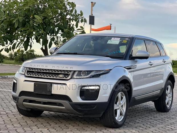 Land Rover Range Rover Evoque SE 4x4 5-Door 2018 Gray