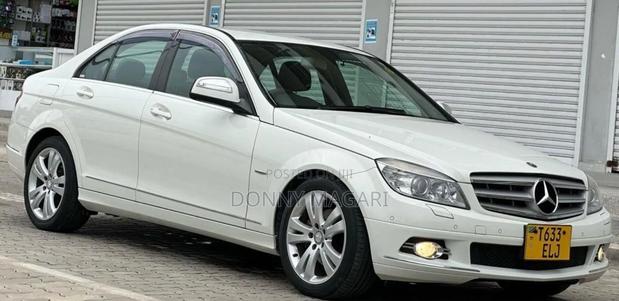 Mercedes-Benz C200 2008 White