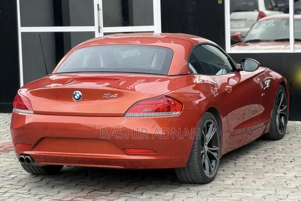 BMW Z4 sDrive28i 2dr Convertible (2.0L 4cyl Turbo 6M) 2014 Red