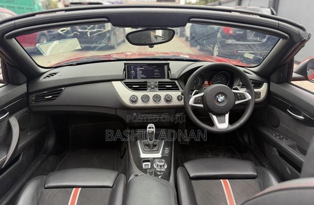 BMW Z4 sDrive28i 2dr Convertible (2.0L 4cyl Turbo 6M) 2014 Red