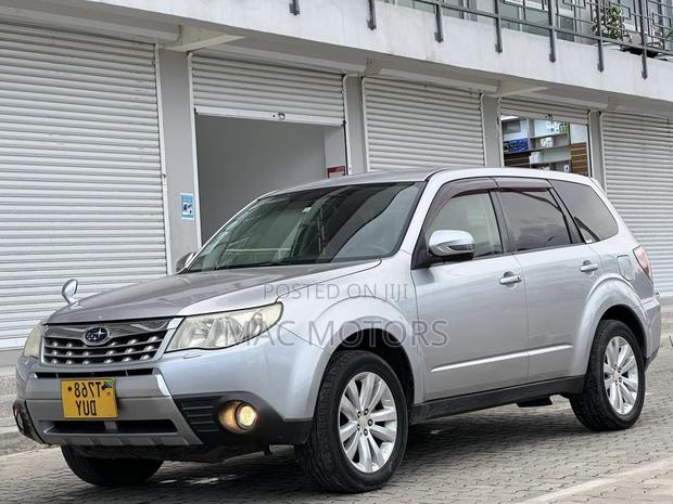 Subaru Forester 2.0D X 2011 Silver