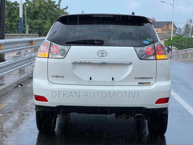 Toyota Harrier 2.4 2008 White