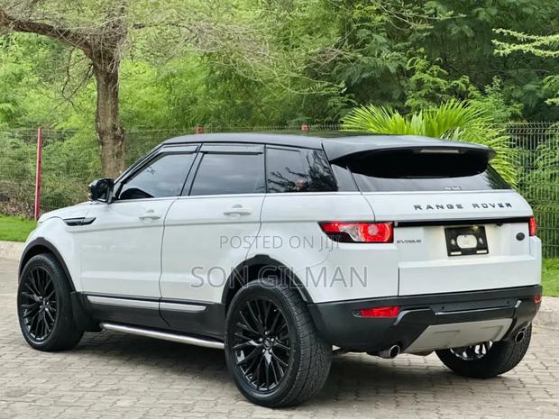 Land Rover Range Rover Evoque 2013 Pearl