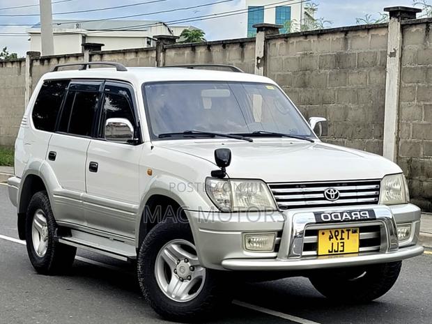 Toyota Land Cruiser Prado 2.7 16V 5dr 2000 White