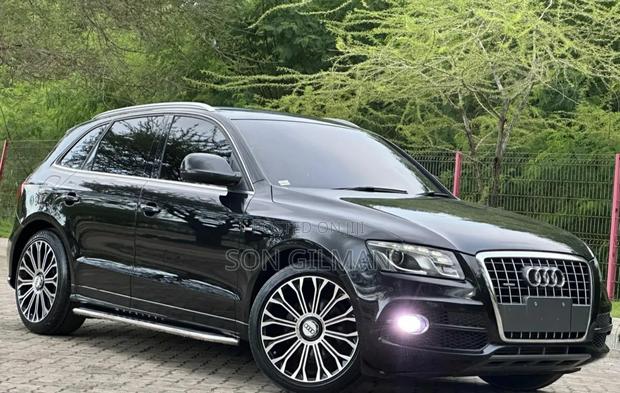 Audi Q5 2011 Black