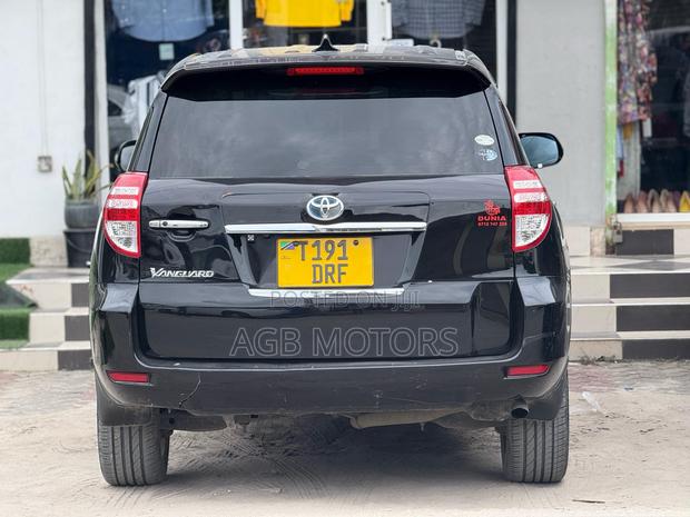 Toyota Vanguard 2009 Black