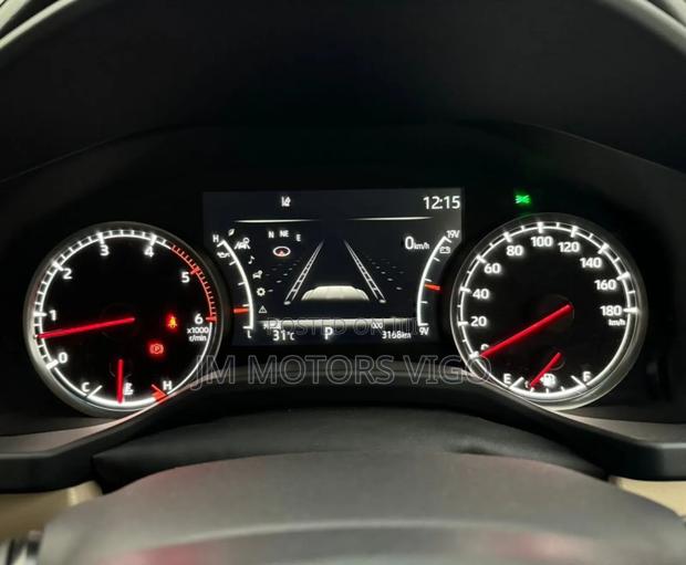 Toyota Land Cruiser 2023 White