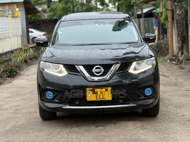 Nissan X-Trail 2013 Black
