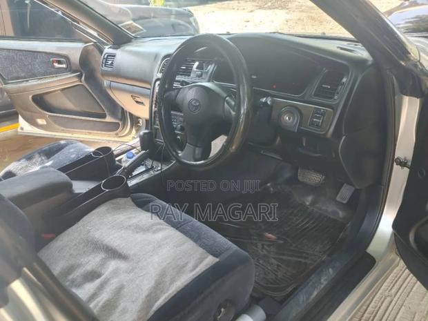 Toyota Mark II 2001 Silver